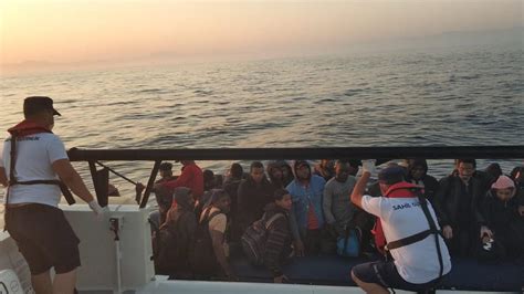 İ­z­m­i­r­ ­v­e­ ­A­y­d­ı­n­ ­a­ç­ı­k­l­a­r­ı­n­d­a­ ­9­3­ ­d­ü­z­e­n­s­i­z­ ­g­ö­ç­m­e­n­ ­y­a­k­a­l­a­n­d­ı­